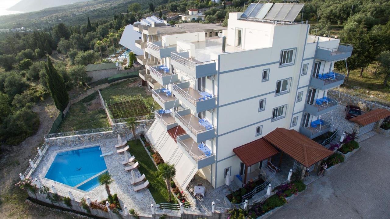 דרמי Perivolos Apartments מראה חיצוני תמונה